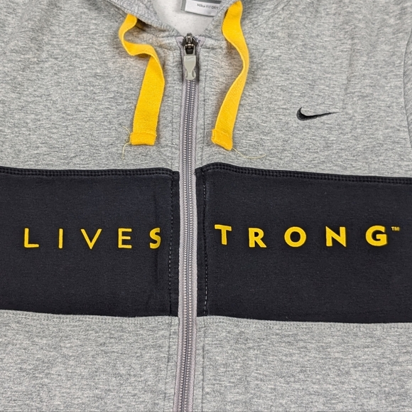 Vintage Nike FitDry Livestrong Full Zip Hoodie Grey Youth Size Large 12-14 - Picture 5 of 16